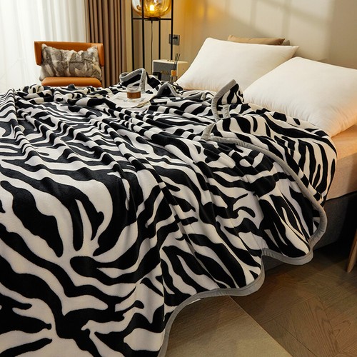 Thin Blanket Warm Quilt Bed Cover Flat Sheet Luxury Grade A Warm Blanket Throw - Picture 1 of 15