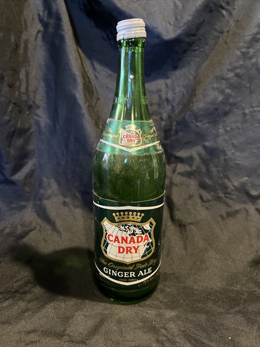 Antique / Vintage 1970 CANADA DRY Soda 12oz Green Glass Bottle