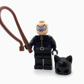 Catwoman purple lips Batman II Lego Minifigure 6858