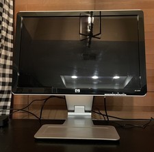 HP w2207 22" LCD Monitor 16:10 VGA DVI Widescreen Black/Silver USB -Tested Works