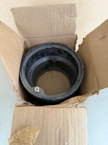 JONES STEPHENS J60-00 4 in. Cast-Iron Drain Philadelphia Vent Box   NO Vent Cap - Picture 8 of 8