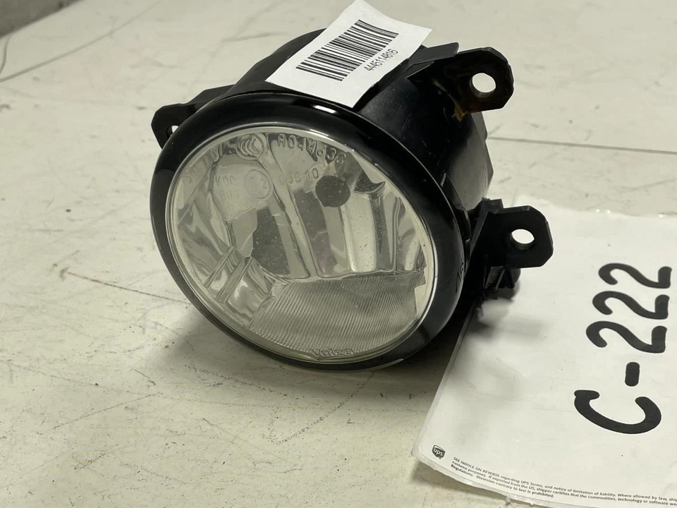 Fiat 500L 2014 luz antiniebla delantera izquierda del lado del conductor OEM+ Foto 2 de 4