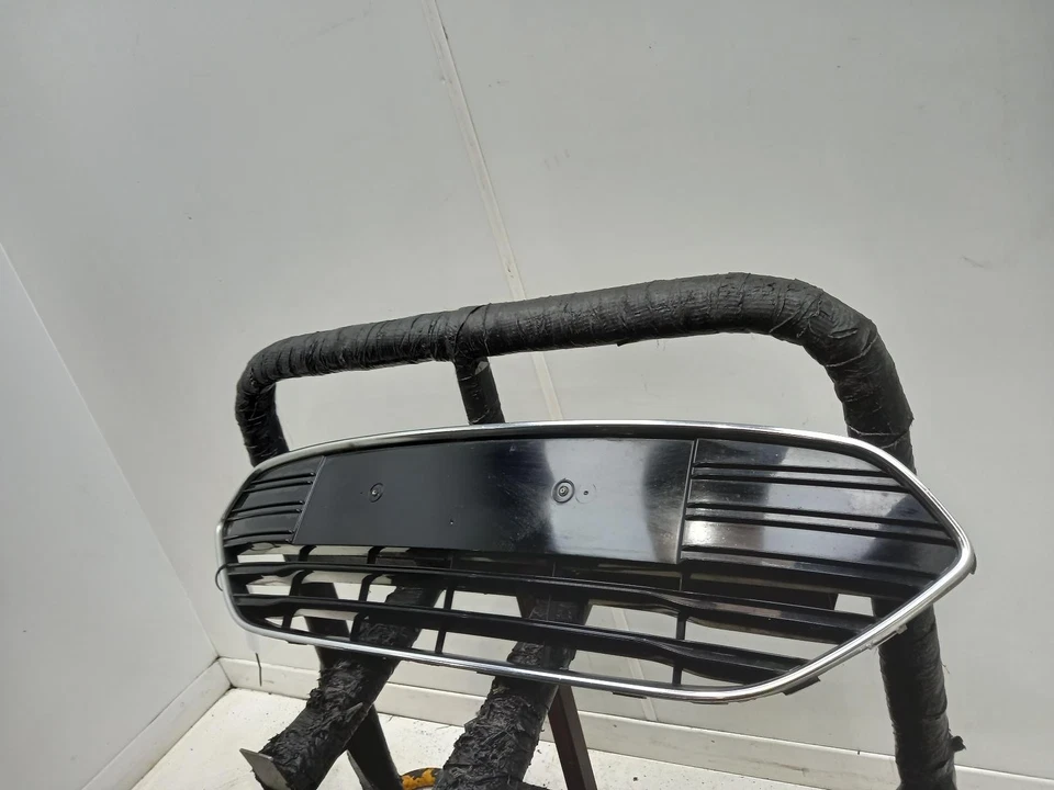 FORD B MAX GRILLE Mk1 Front Bumper Middle Grille 2012-2018 2102153  - Image 2 of 4