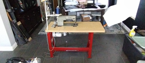 Juki DDL-555 Industrial Sewing Machine with Table & Clutch new ATLAS Motor