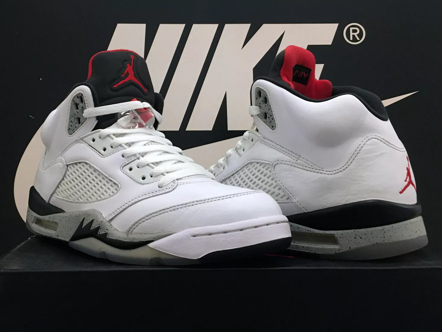 Vintage 2017 air jordan 5 retro uk9 eu44 cement v bred oreo supreme 1 3 4 11 og rare