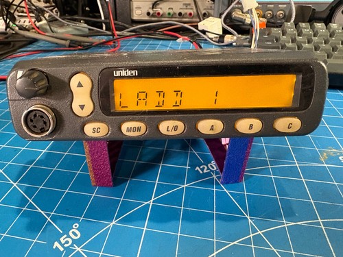 Uniden SMH250D 99 Ch VHF Mobile Radio - Zdjęcie 9 z 10