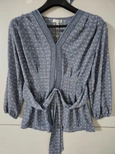 Max Studio Top Womens S Blue Blouse Long Sleeve Peplum Waist Tie Geometric New