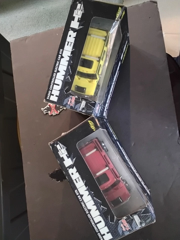 XMODS 2 HUMMER H2 RED AND YELLOW CARSON XMODS NEW #C5* - Image 2 of 4