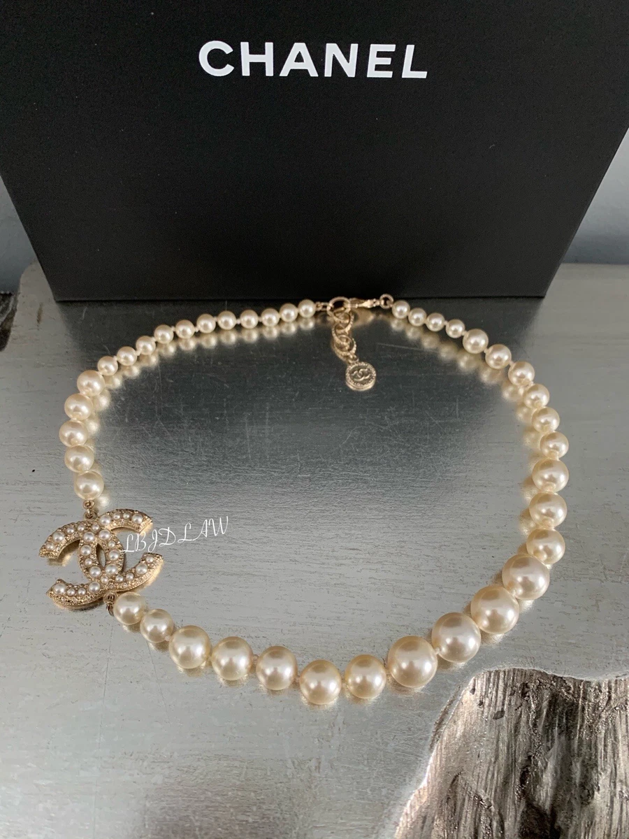 CHANEL Short Pearl Necklace Eternal Pearls CC Gold Choker Ltd Ed RARE NWT  NEW