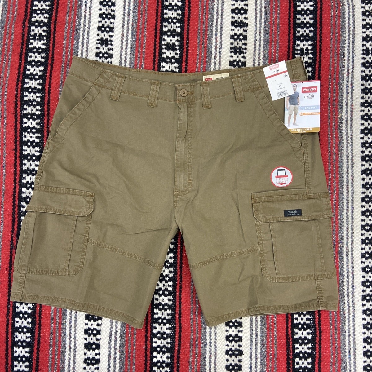 Wrangler Five Star Relaxed Fit Cargo Shorts Mens Size 44 Beige 10