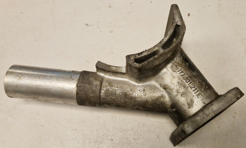 B2. Lichtmaschinenhalter VW 113101211E Käfer