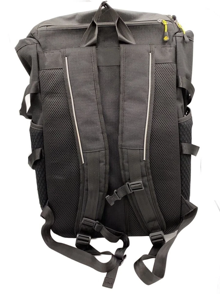 Mochila ATHLETA Poliéster Negra Foto 3 de 4