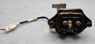  97-04 Nissan Pathfinder QX4 SUV Rear Trunk Latch Tail Gate Door Lock Assembly