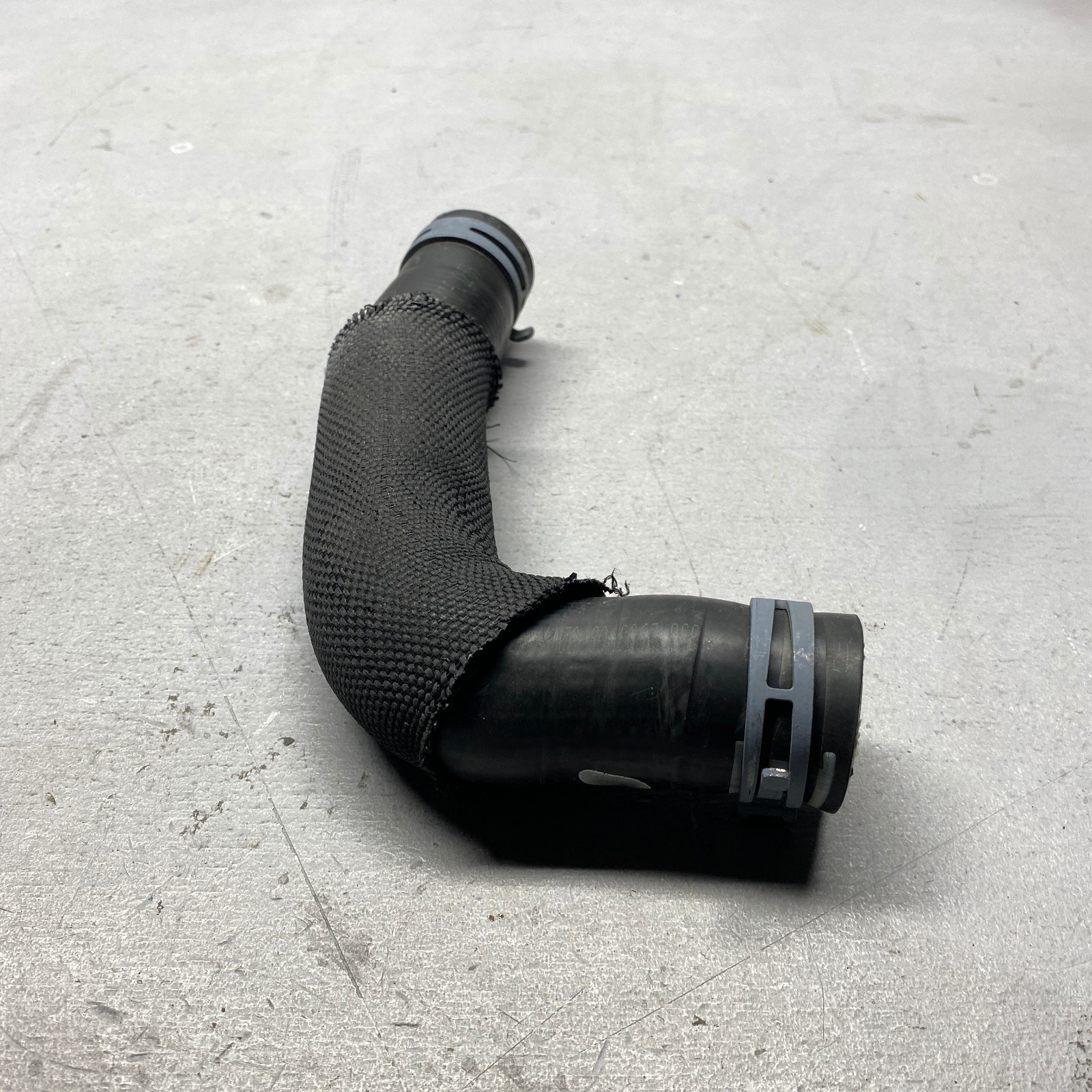 2018 Lamborghini Huracan Right Coolant Hose 4S0121073D
