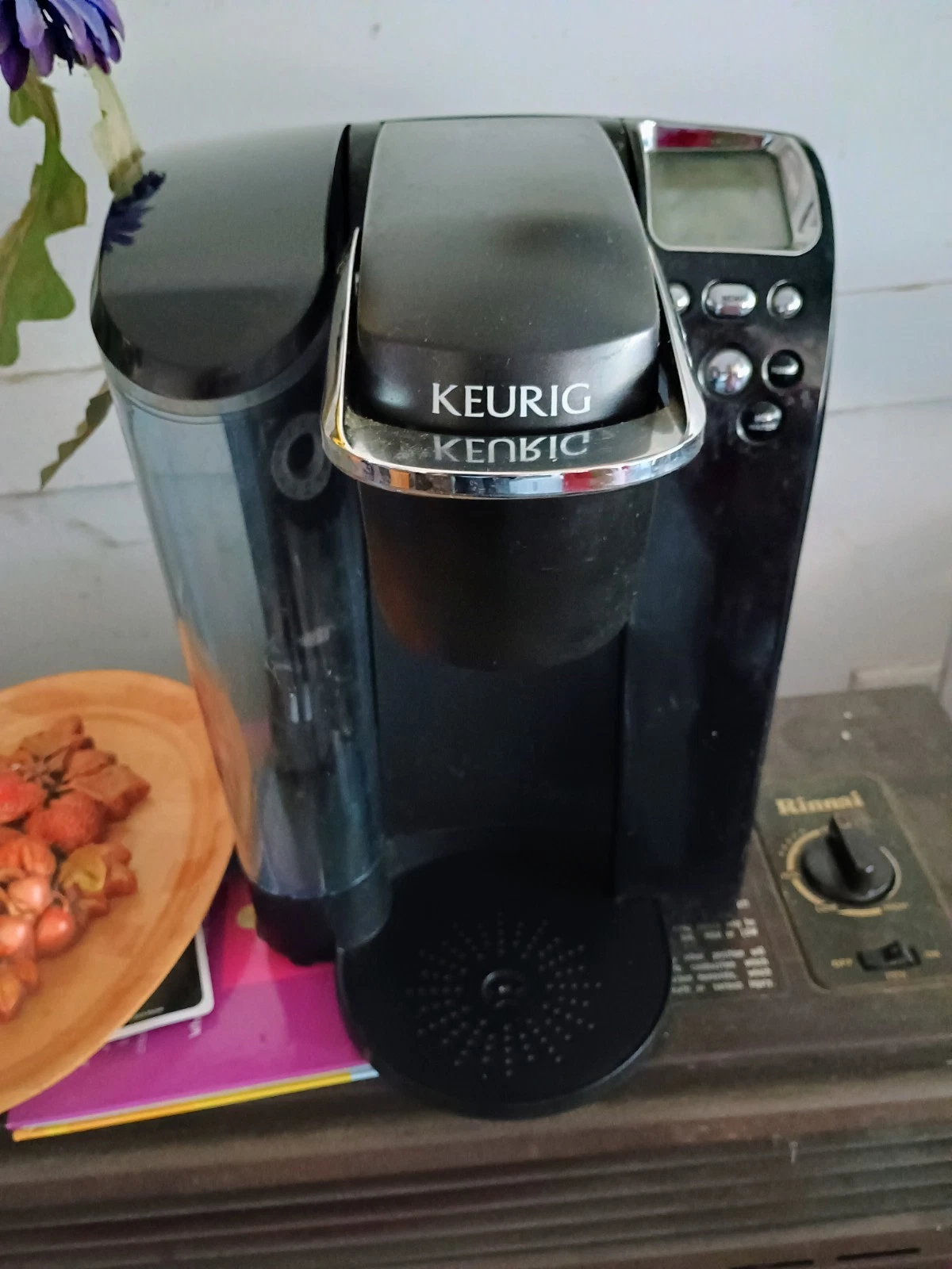 Keurig B70 Platinum K-Cup Brewing System Coffee Machine