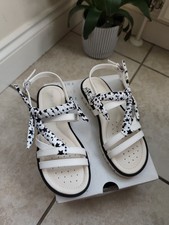 Image of Geox Girls Sandals Size 1.5 junior