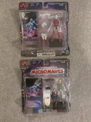 2x verschiedene Farbvariationen Micronaut Space Glider Figuren NEU 2002