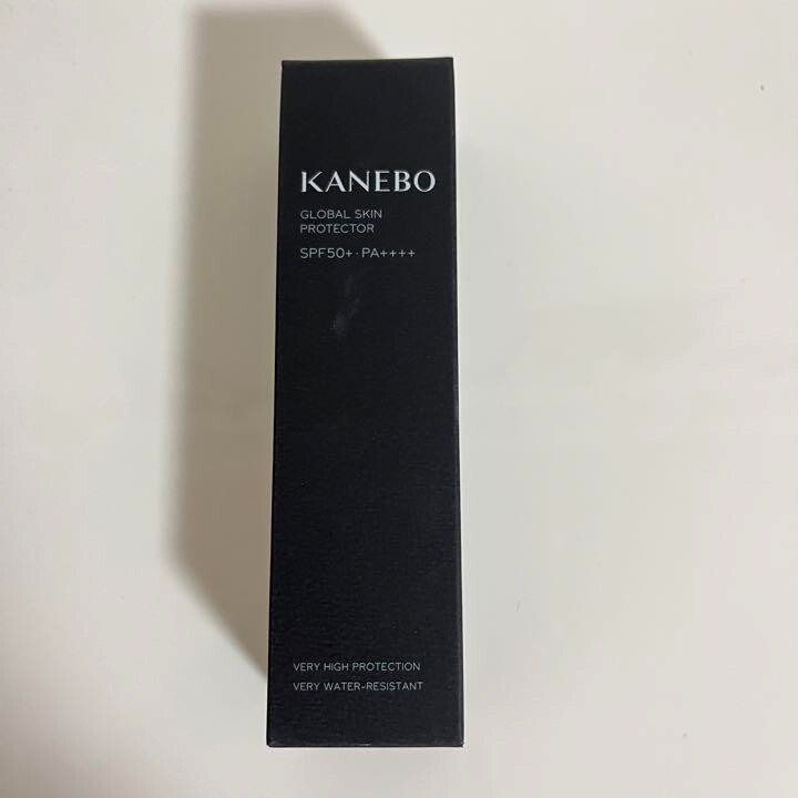 KANEBO Global Skin Protector SPF50+ Waterproof Moisturizing