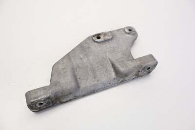 2022 PETERBILT 579 PACCAR MX 13 EPA 21 ENGINE AIR CLEANER BRACKET D11-1632