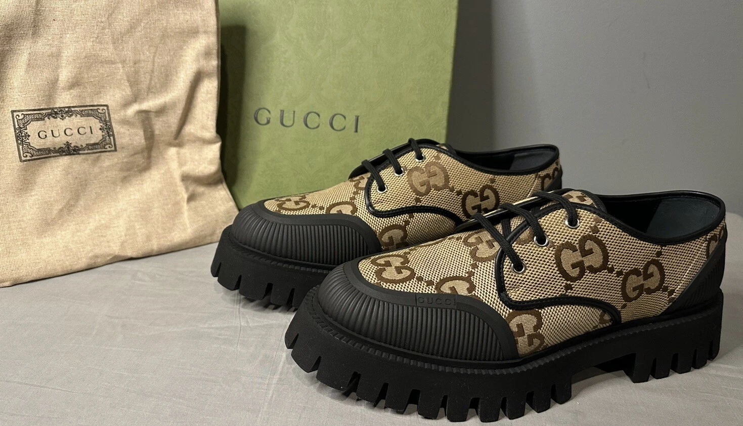 Chaussures Gucci Maxi GG camel ébène/noir homme pointure 10,5 (US 11) authentiques