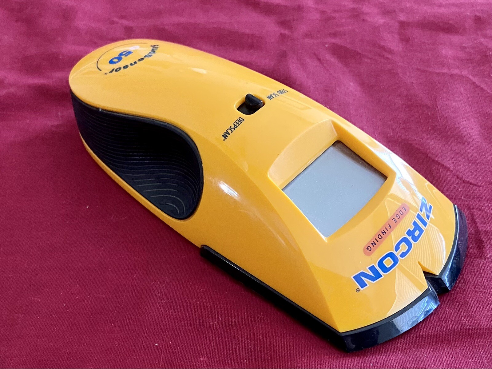 Zircon StudSensor E50 Edge Finding Stud Finder, Deep Scanning w/ Wire