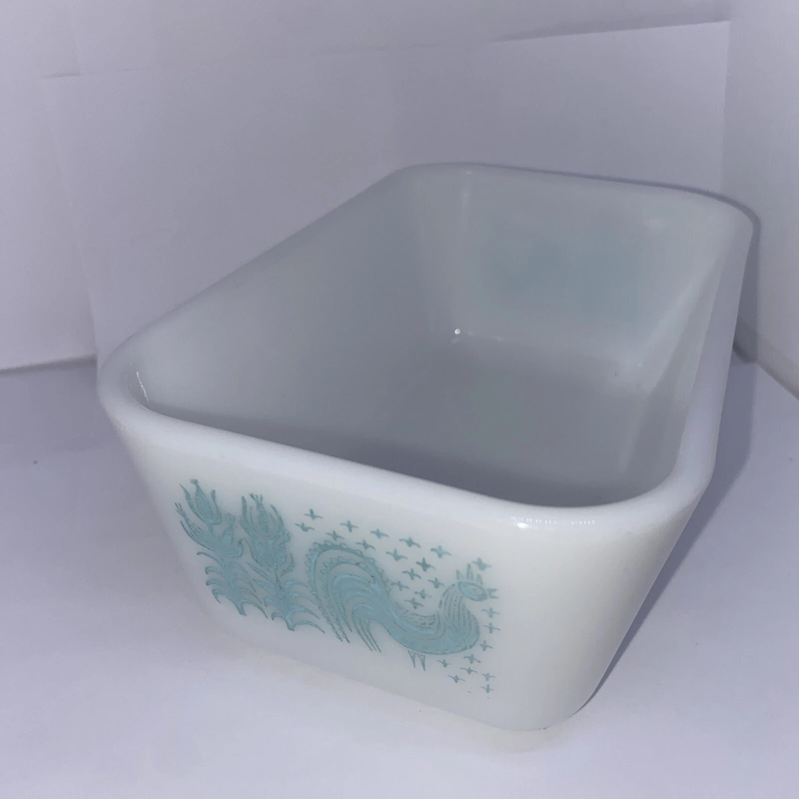 Pyrex Amish Butterprint Dish #502   1 1 2 Pint Vintage 1950's No Lid