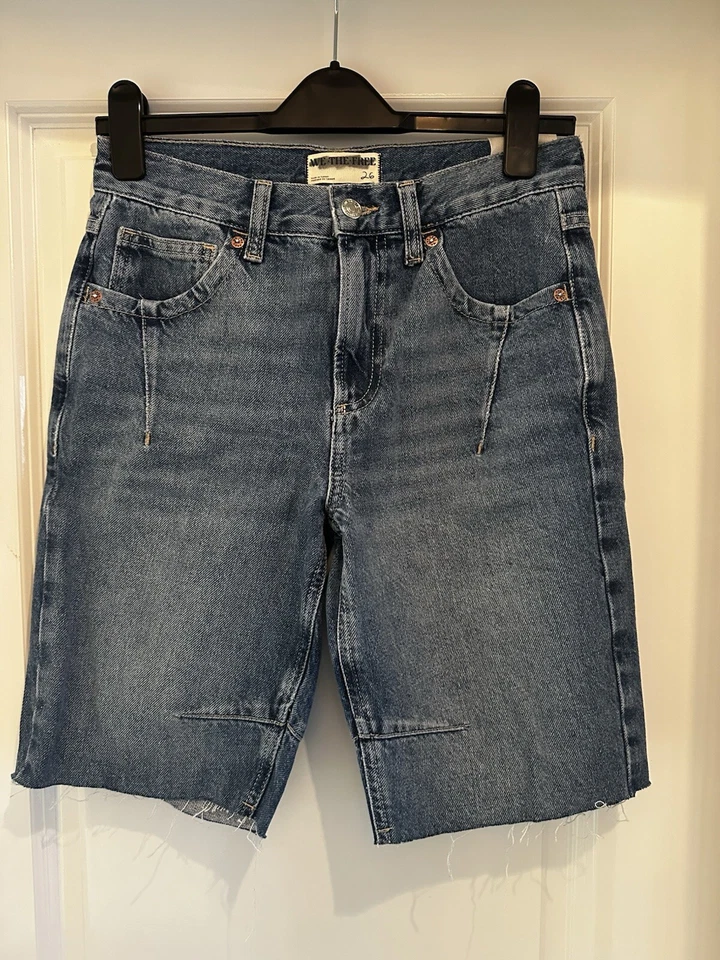 Free People Ghost Town Long Shorts - Blue Size W 26 RRP: $78.00 - Image 3 of 4
