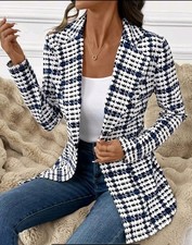 BNWOT Ladies Blue White Blazer With Shoulder Pads And Single Button Size 14