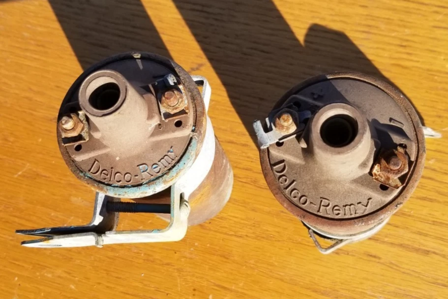 Coils & Brackets PARTING 1963 Pontiac Grand Prix & Bonneville GTO - Image 3 of 4