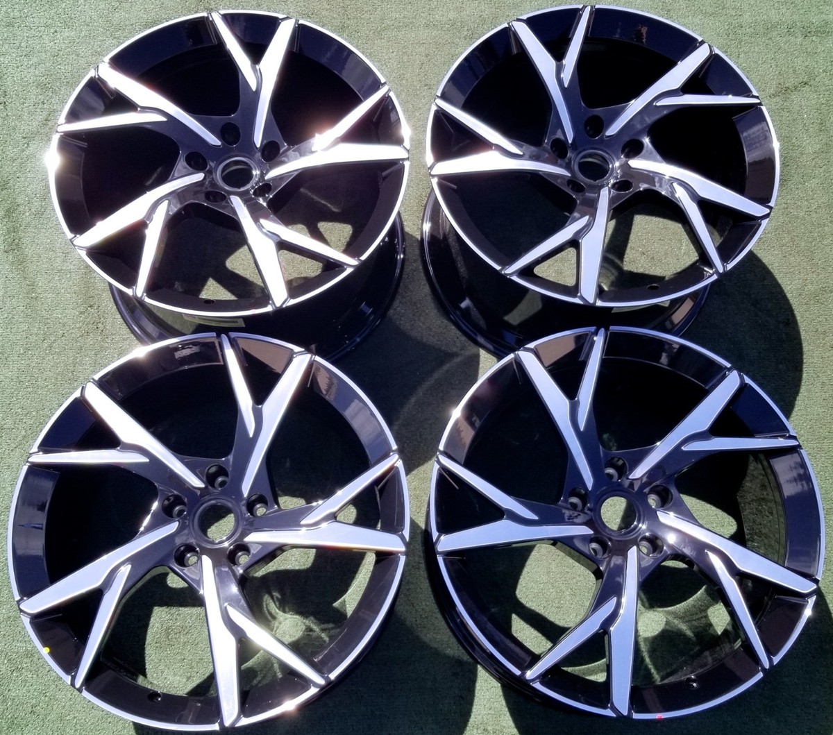4 NEW Factory Aston Martin DBS Wheels Superleggera 21 inch OEM Y