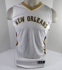 2015-16 New Orleans Pelicans Blank Game Issued White Jersey M DP57961