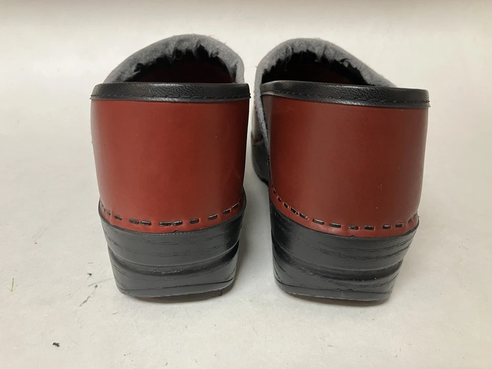 DANSKO ~ Zuecos de enfermería cómodos sin cordones de cuero borgoña/vino ~ Talla 39 Foto 4 de 4