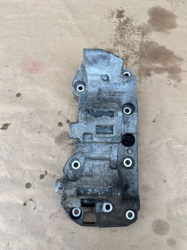 BMW 3 E90 E91 2010 Halterung Lichtmaschine 8506863 Diesel 135kW DNT4903