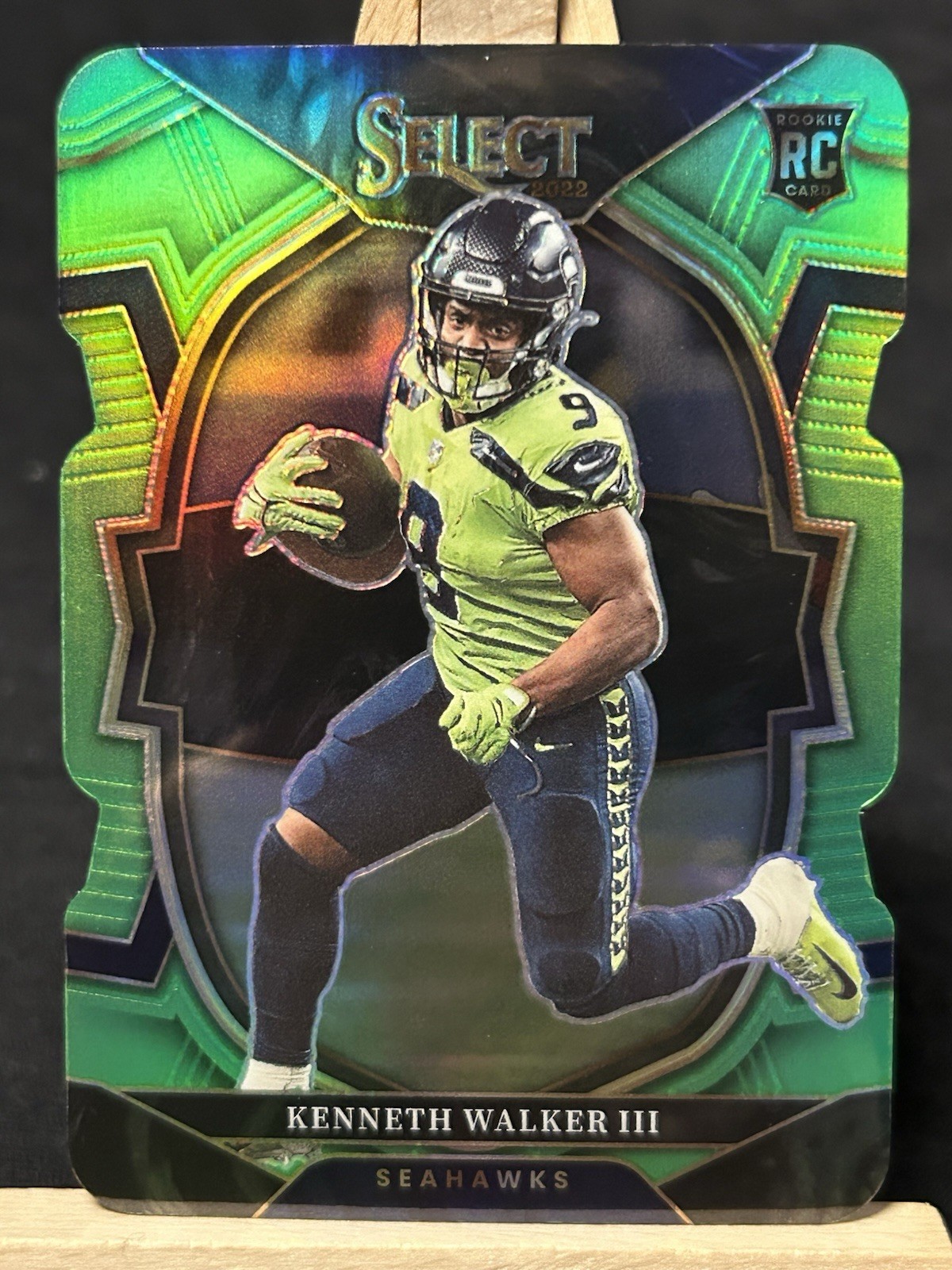 2022 Select Concourse Kenneth Walker III Lime Green Die-Cut /299 Color Match