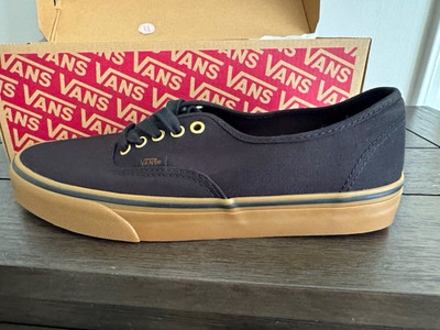 VANS Authentic Men s US 10 Black Canvas Lace-Up Sneakers Rubber Sole