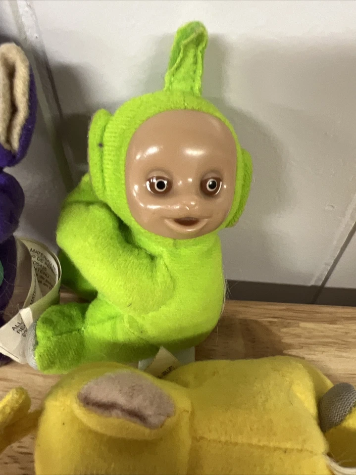 Teletubbies Tinky Winky Dipsy Laa-Laa Juguete de agarre McDonalds Happy Meal 2000 Foto 3 de 4