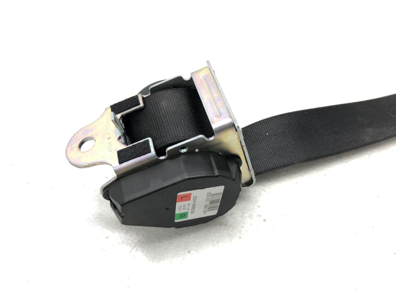 2017-2020 MASERATI LEVANTE LEFT DRIVER REAR SEATBELT SEAT BELT RETRACTOR OEM