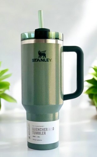 Stanley 40 oz. Vaso Hammertone Green Quencher H2.0 FlowState nuevo con etiquetas
