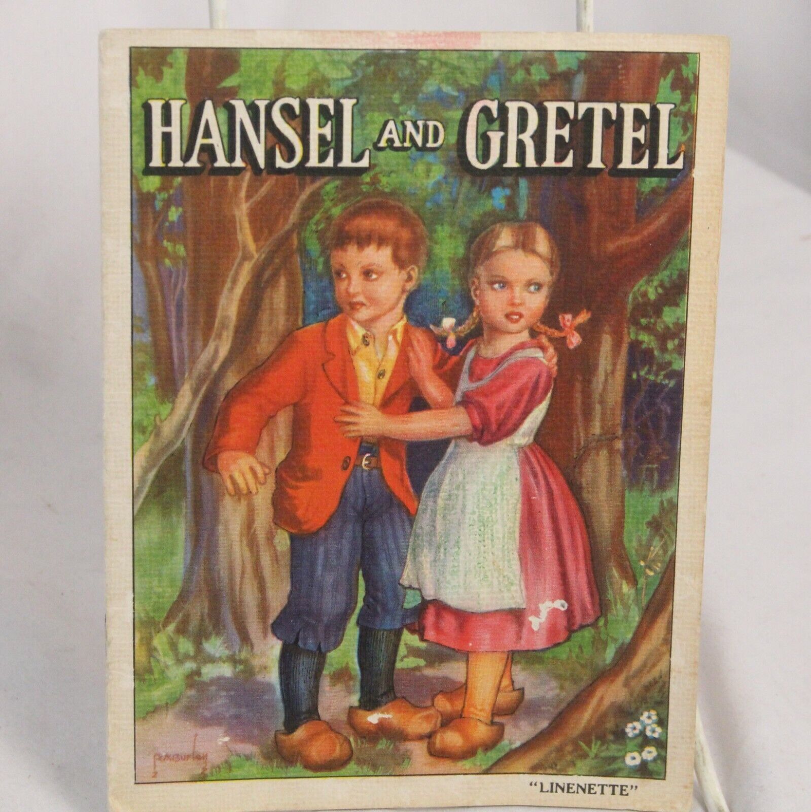 Hansel and Gretel - Read Aloud Kids Book - A Bedtime Story with Dessi! -  Story time 