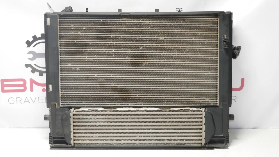 Conjunto de ventilador eléctrico de CA condensador radiador núcleo de refrigeración delantero OEM BMW F22 F30 Foto 2 de 4