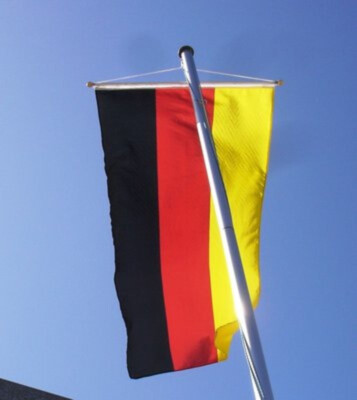 Fahnenmasten Alu, ca. 6.5 m, komplett mit Bannerfahne Deutschland,