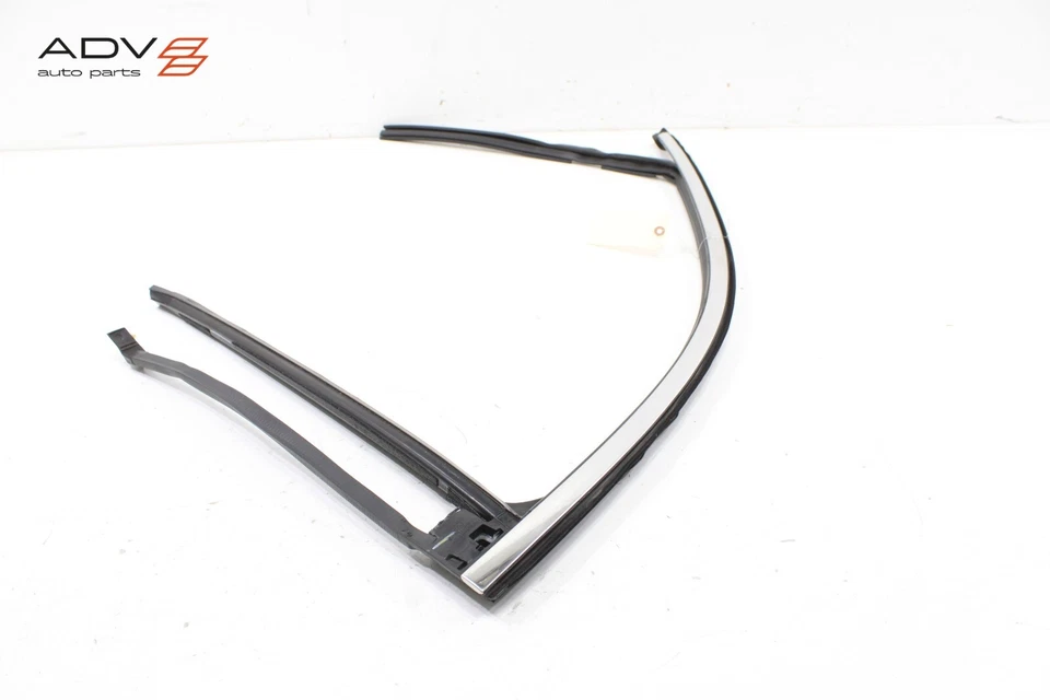 Lincoln Aviator 2020-2025 puerta delantera izquierda vidrio canal de funcionamiento sello y moldura OEM Foto 3 de 4