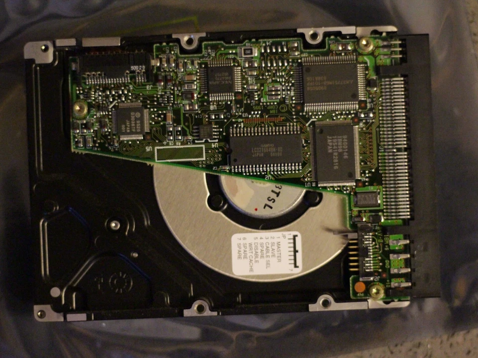 IBM DESKSTAR 29H7187 DJAA-31270 1,2 GB 4500 RPM ATA IDE PATA HDD 3,5" Hard Disc - Image 4 of 4