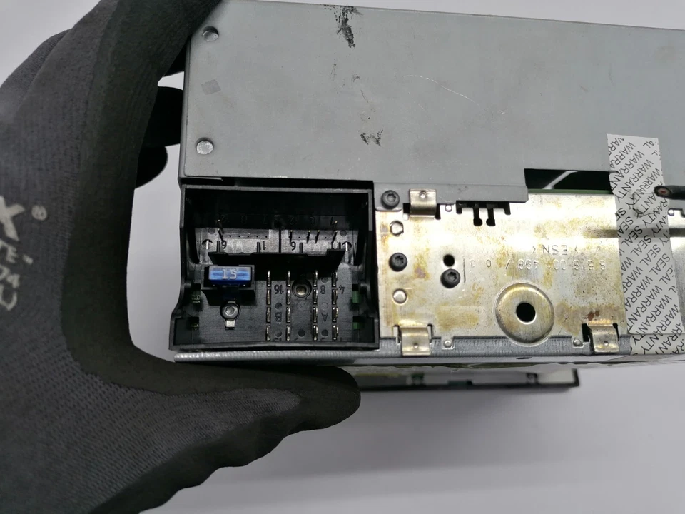 Opel Corsa C - Autoradio Radio CD 13190854 ohne Code (17) - Bild 4 von 4