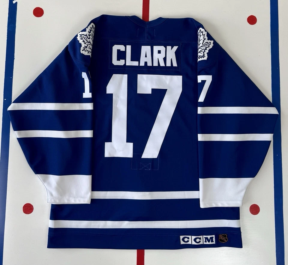 Toronto Maple Leafs Wendel Clark Vintage 1992-93 Authentic NHL Hockey Jersey 48 - Image 2 of 4