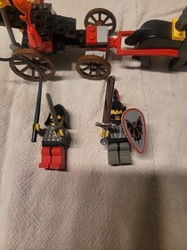 Lego Fright Knights Lot 6028, 6027, And 6007, Good Condition Look Complete.