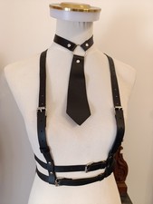 Body Brustgeschirr Mieder Harness Geschirr Fetisch Bondage Krawatte Leder Dark 