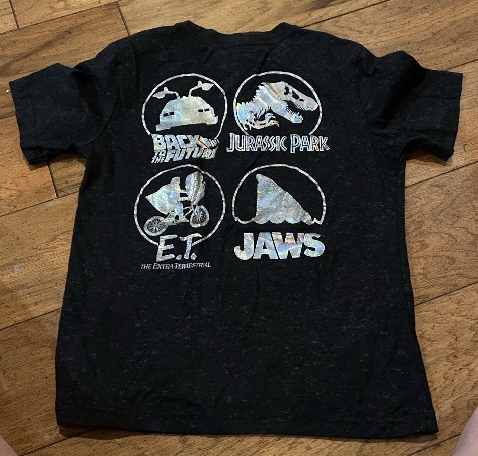 Camiseta Universal Studios Extraordinary Classic Movie Boys, talla 8 Foto 2 de 3