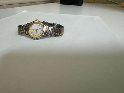 Vintage Ladies Ebel classic wave  18k gold bezel mop dial watch  1057901