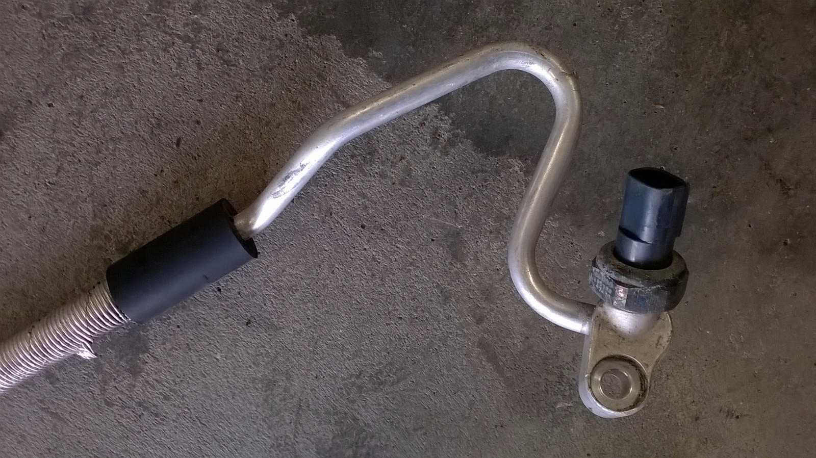 BMW OEM 64538378476 A/c Condenser Compressor & Lines-pressure Hose ガガミラノ腕時計